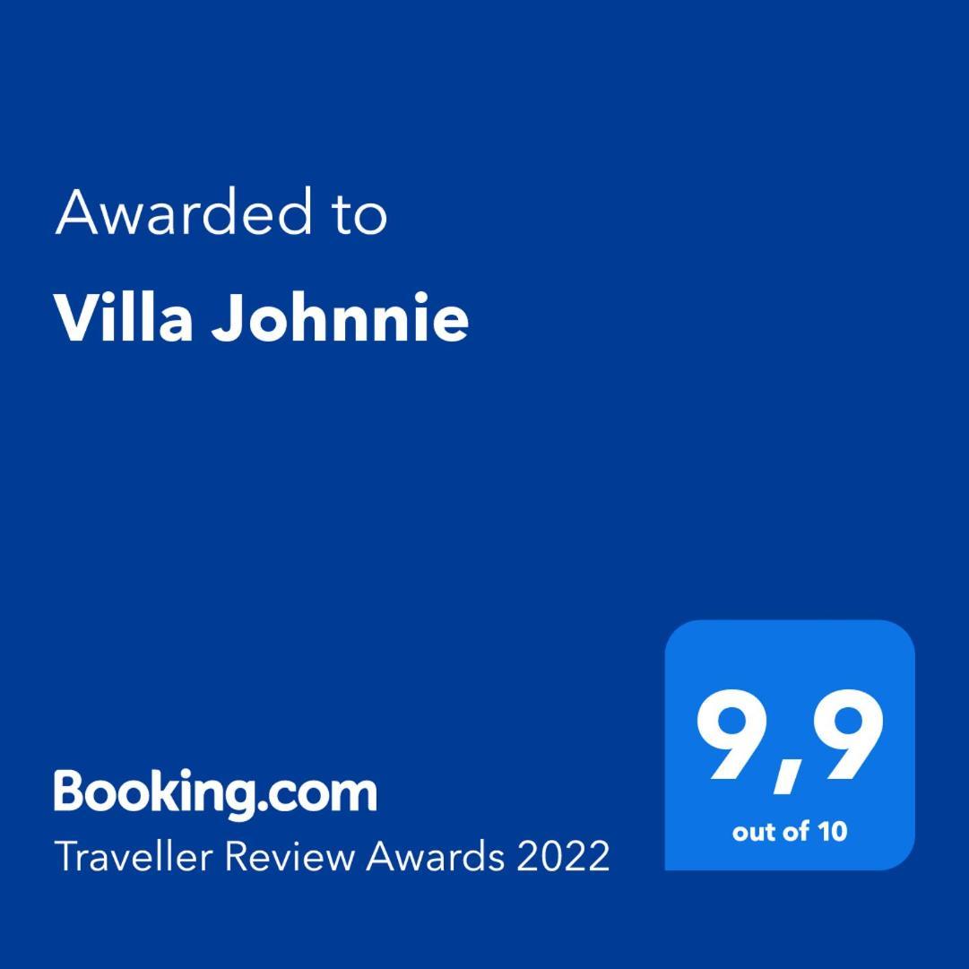 Villa Johnnie Pouládes Zimmer foto